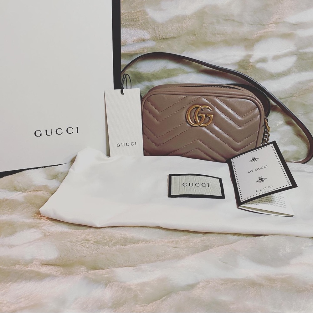 Almost Bnew Gucci GG Marmont Camera Mini Bag